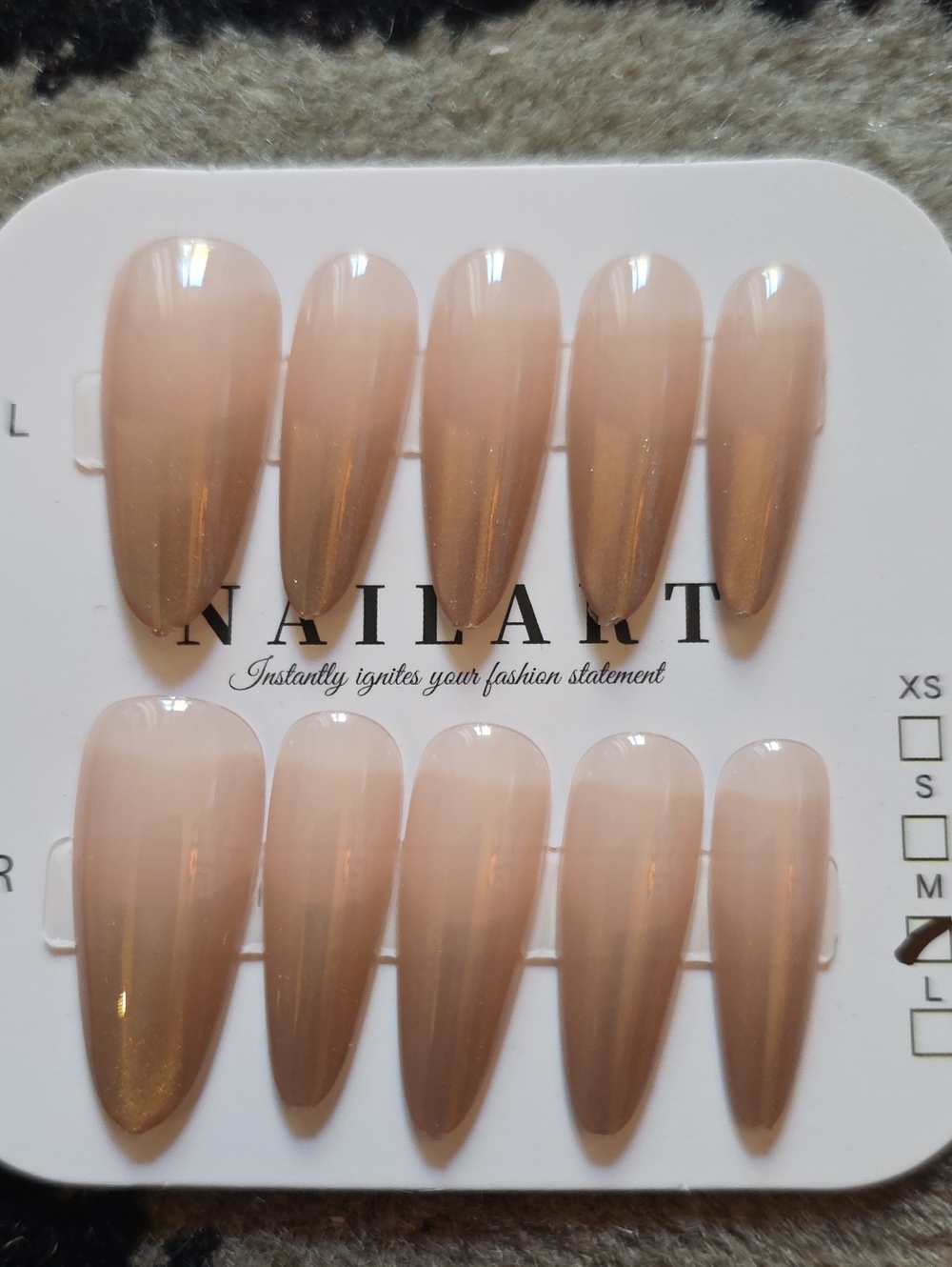 NailArt Nude Ombre Press-On Nail Set — 10pcs Size Med